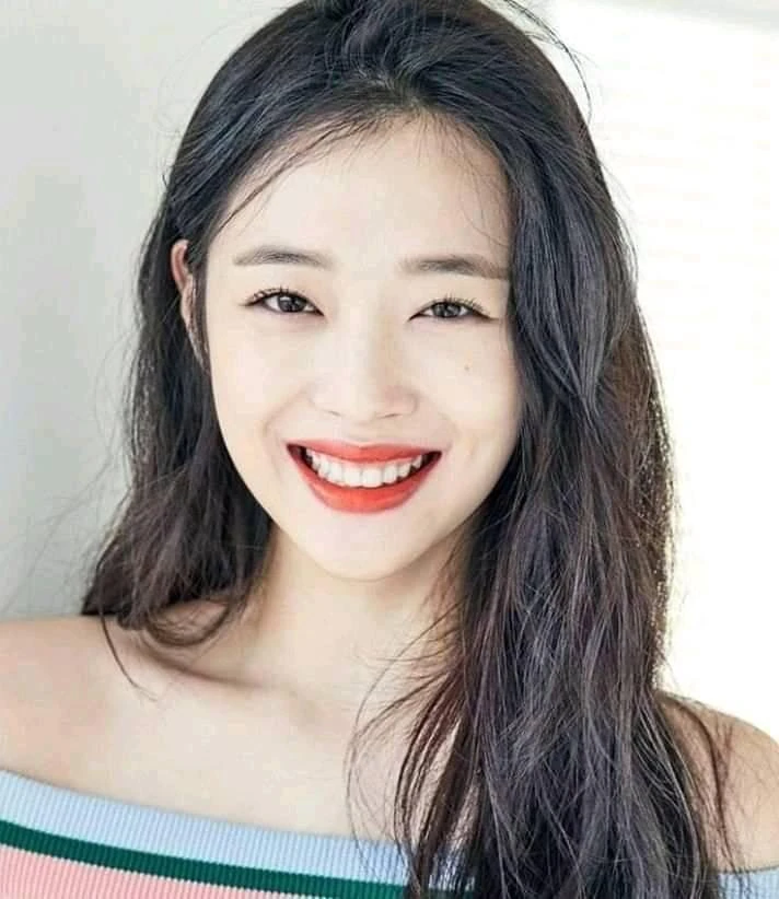 Rilis Persona : Sulli ‘Dear Jinri’, Ini Profil & Fakta Sulli