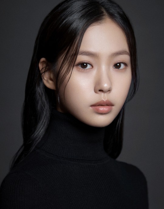 Menangkan Best New Actress, Ini Profil dan Fakta Go Min-Si