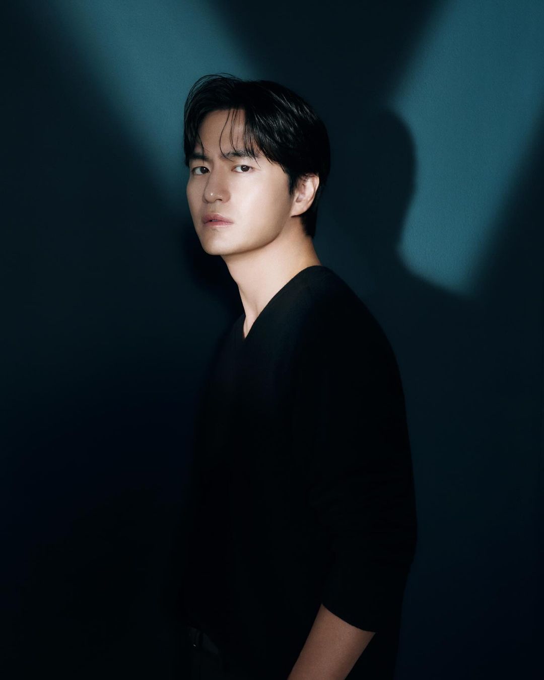 Drama Baru Bareng Suzy, Ini Profil dan Fakta Lee Jin Wook