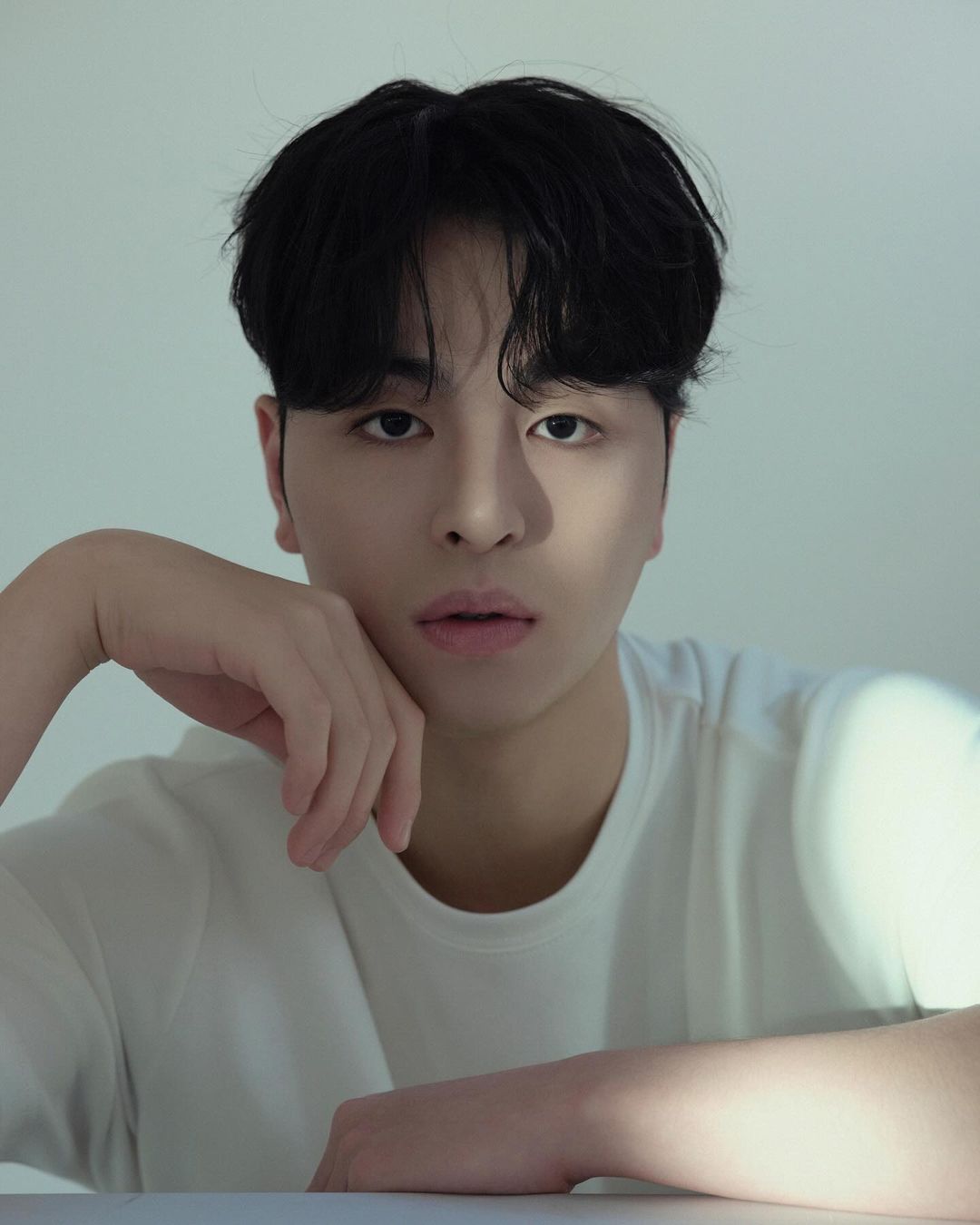 Rilis Album Solo Pertamanya, Ini Profil dan Fakta Junhoe