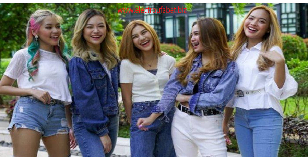 Dream Girls Grup Musik: yang Terbentuk Melalui Kontes